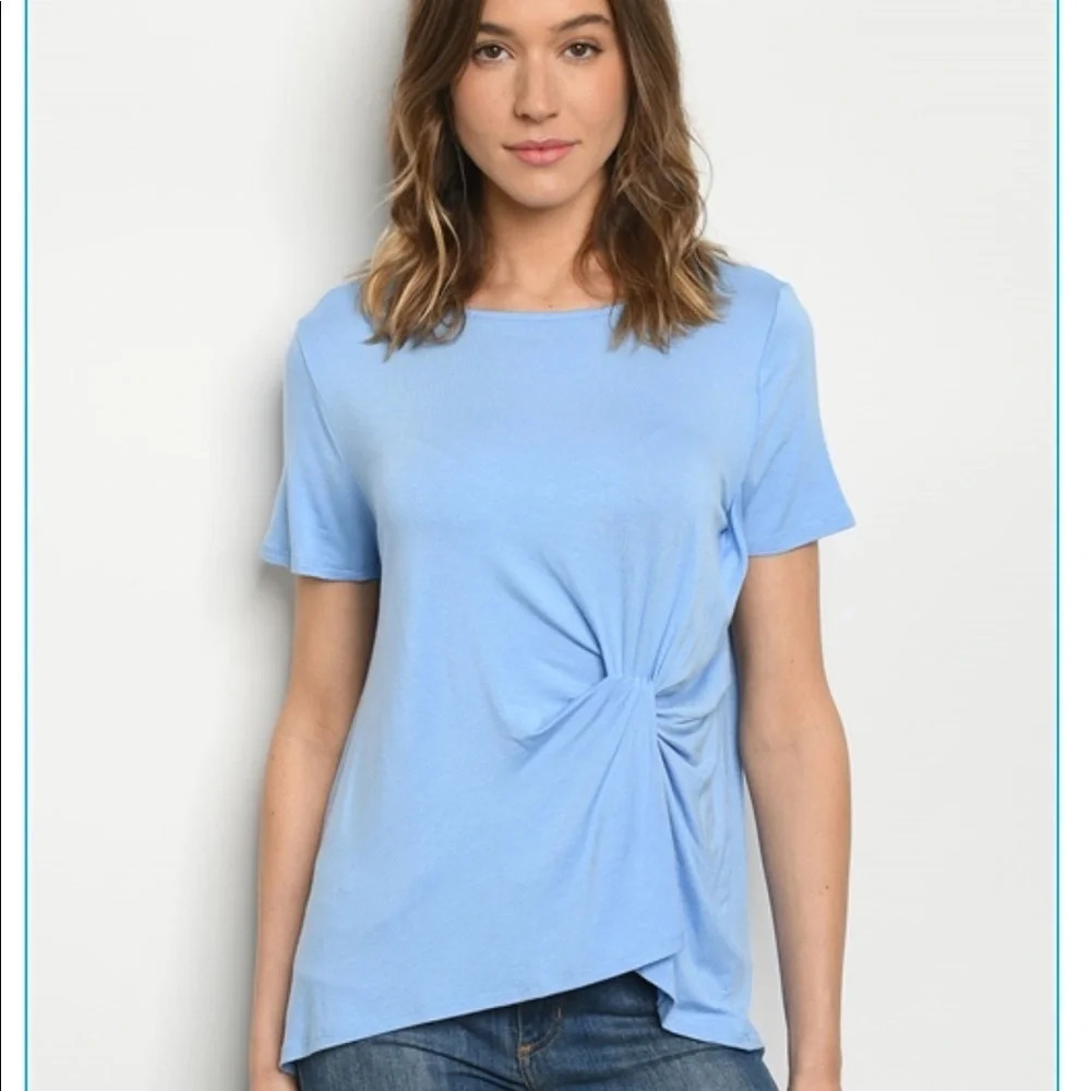 Promesa woman’s top.  Blue color all sizes.